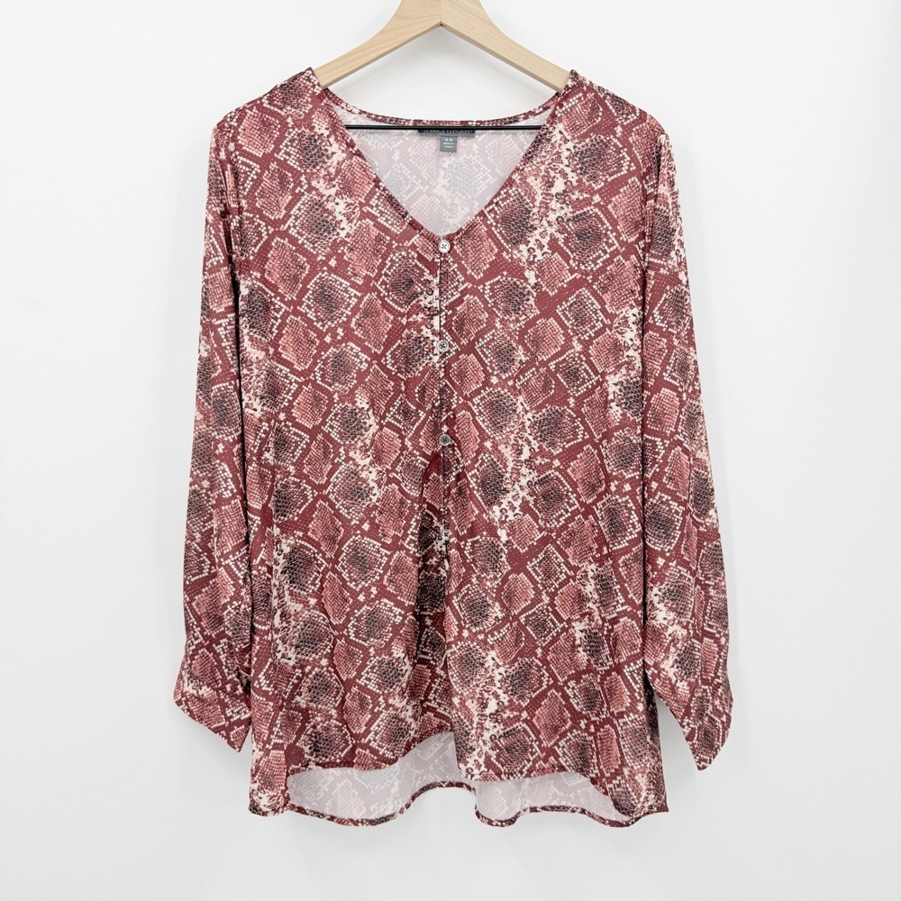 Jessica London 18W Snakeskin Print V-Neck Button Front Shirt Mob Wife Effortless